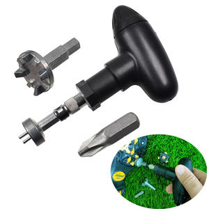 Extracteur de clou de chaussure de golf multifonctionnel Dispositif de prise de clou avec clé mobile Outil pratique de tournage de clou de chaussure de golf - Product Image 2