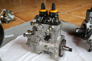 Repuestos para Excavadora WA800 WA900, Cargadora HD785-7, Camión Volquete, Bomba de Inyección de Combustible para Motor SA12VD140 6219-71-1101 - Product Image 2