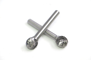 Fresa rotativa de carburo de tungsteno con punta esférica D12, dientes cruzados para desbarbado y pulido de metales, broca para amoladora de 6 mm - Product Image 6