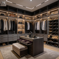 Ensemble de meubles de chambre à coucher en bois moderne sur mesure, style minimaliste, système de rangement pour vêtements, dressing ouvert