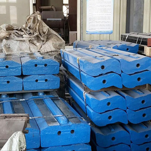 Barre de frappe pour concasseur à percussion en acier au manganèse haute résistance de fabrication chinoise pour le concassage de pierres sèches et l'utilisation dans l'exploitation minière du charbon - Product Image 1