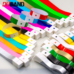 สายรัดข้อมือกระดาษสังเคราะห์แบบกันน้ำสำหรับงานธีมปาร์ค - Product Image 1