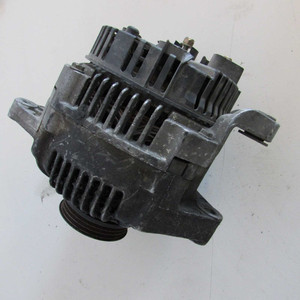 Nuovo Alternatore A13V1105 per Renault Megane Mk1 1995-2003 Compatibile con Auto VW e Mercedes-Benz Condizione 10479 - Product Image 1