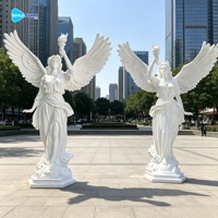 Prêt à être expédié et en promotion : Lampe torche ange personnalisable en fibre de verre blanche, sculpture lumineuse pour jardin de villa extérieur