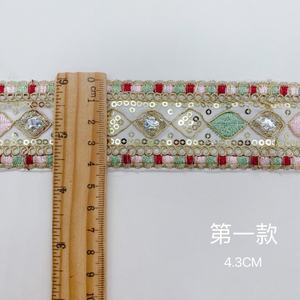 Großhandel Stickerei Spitze Zubehör Großhandel Diamant Pailletten Bestickte Damen Accessoires Gold Strand Farbe Barcode - Product Image 1