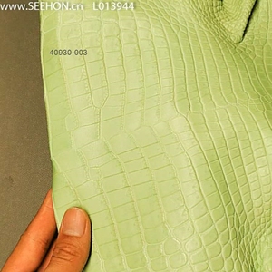 Vera <span class=keywords><strong>pelle</strong></span> ci sono sacche da golf in <span class=keywords><strong>pelle</strong></span> di coccodrillo, scatole di sigari in <span class=keywords><strong>pelle</strong></span> di coccodrillo - Product Image 3