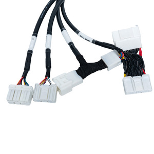 Acessórios de Diagnóstico para Veículos de Nova Energia OBD Tesla 4 em 1, Conector de 26P para 16Pin, Compatível com Tesla <span class=keywords><strong>3</strong></span> Y OLIVER, Preto/Branco - Product Image 4