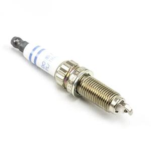 China <strong>Supplier's</strong> New 12120037581 <strong>Spark</strong> <strong>Plug</strong> Manufacturer Direct for Cars - Product Image 2
