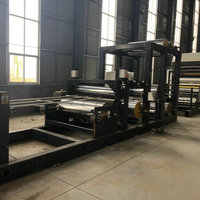 Machine de formage de rouleaux de feuilles de toit, matériau composite thermofusible en mousse PE laminée en métal, isolation thermique et acoustique