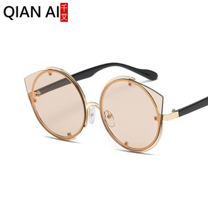 Gafas de Sol Redondas para Mujer Qianai, Color Plateado, 100% Protección UV, Estilo Urbano, para Salidas y Fiestas - Product Image 4
