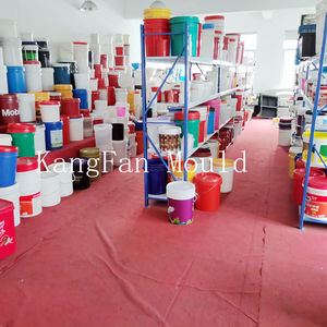 Thứ hai PP lạnh Runner khuôn mẫu cho 20L Nhựa thùng rác xô và thùng rác có thể - Product Image 4