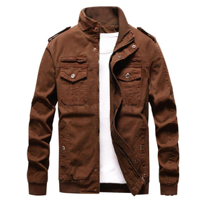 แจ็คเก็ตยีนส์เดนิมสำหรับผู้ชายแฟชั่น ทันสมัย กันลม ระบายอากาศได้ดี เป็นมิตรกับสิ่งแวดล้อม เหมาะสำหรับฤดูหนาวและกิจกรรมกลางแจ้ง พร้อมโลโก้ด้านหน้าและบริการ OEM - Product Image 6