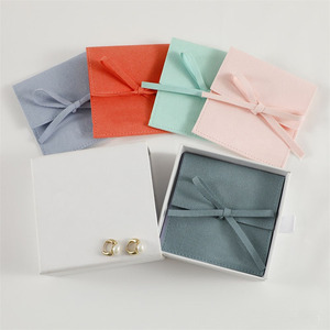 Boîte à <span class=keywords><strong>bijoux</strong></span> écologique sur mesure, emballage de boîte à <span class=keywords><strong>bijoux</strong></span>, pochettes en daim pour <span class=keywords><strong>bijoux</strong></span> avec logo pour bracelet, boucles d'oreilles, collier - Product Image 3