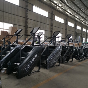 Appareil de cardio-training Value Stair Trainer MND X200 pour entraînement des jambes en salle de sport commerciale, cadre stable, usage intensif - Product Image 6