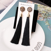 Vente en gros de boucles d'oreilles à pampilles longues fleurs roses pour femmes boucles d'oreilles en macramé colorées à la mode