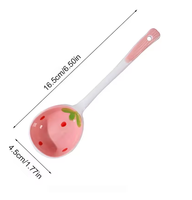 4PCS Kawaii Strawberry Cuillère à soupe en céramique Mignon Coréen Crème glacée Peint à la main Café Dessert Cuillère à long manche Cuisine Vaisselle