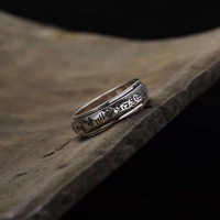 Bagues de mariage ou bagues tournantes plaquées rhodium style hip-hop, bague de prière Om Mani Padme Hum pour hommes