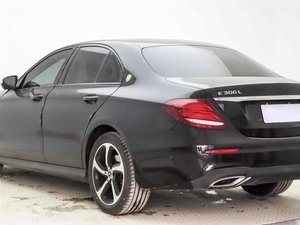 Venta al por Mayor de Autos Usados <span class=keywords><strong>Clase</strong></span> <span class=keywords><strong>E</strong></span> <span class=keywords><strong>2017</strong></span>-2020 <span class=keywords><strong>E</strong></span> 200 Sedán Deportivo de Alta Calidad con Interior Oscuro, Gasolina, Automático - Product Image 4