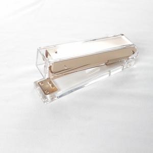 <span class=keywords><strong>Ethicon</strong></span> เครื่องเย็บกระดาษทรงกลมอะคริลิคใสสีรุ้งใช้พืชไร่ด้วยมือเครื่องเขียนสำนักงานและโรงเรียนที่มีน้ำหนักเบาสำหรับเด็ก - Product Image 3