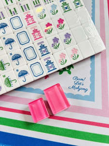 Mahjong de Lujo en Acrílico Rosa Pastel para Fiestas en Jardín Oriental, para 4 Jugadores, Patas Plegables Resistentes - Product Image 1