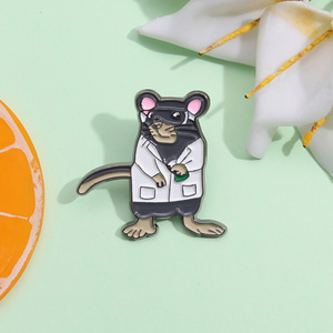 Sevimli fare Metal broş kırmızı şarap piyano elma gül fatura merdiven peynir doktor hançer kas fare emaye yaka iğnesi rozeti takı - Product Image 2