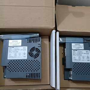 Controlador de Motor Industrial Kollmorgen Servo Drive AKD-P00606-NBEC-0069 240Vac 3 Fases 6 Brazos IP20 - Product Image 2