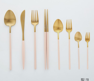 Einzigartiges Edelstahl-Besteckset mit Goldener Beschichtung und Farbigem Griff für Partys und Hochzeiten - Product Image 3