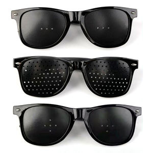 男性用女性用視力改善疲労ピン穴付き抗近視視力矯正メガネ自然 - Product Image 1