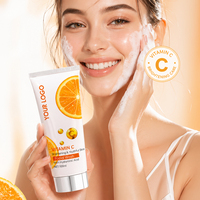 Crème Nettoyante Vitamine C Marque Blanche à l'Extrait d'Aloe Vera et de Thé Vert, Raffermissante, Traitement Anti-Acné, Hydratante et Éclaircissante pour Tous Types de Peau