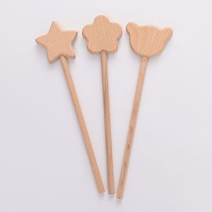 Varita Mágica de Madera de Haya Ecológica para Niñas, Diseño de Oso, Estrella y Flor, para Disfraces de Princesa, Espectáculos de Magia, Cosplay y Fiestas - Product Image 1