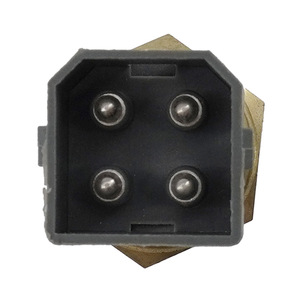 Capteur de température du liquide de refroidissement Volvo 1080807 1610946 pour la surveillance de la température de l'eau du moteur de voiture - Product Image 4