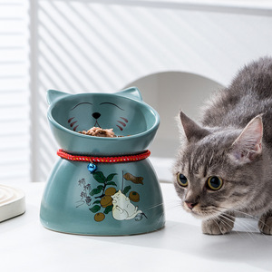 Comedero elevado Lucky Cat para gatos, color rosa con borde inclinado, tazón para alimentar mascotas - Product Image 3