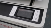 Impresora Plana UV6090 de Yinstar con 3 Cabezales Epson I3200U1, Software FlexiPRINT para Impresión de Logotipos en TPU