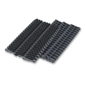 900 Serisi Kauçuk Yüzeyli Kaymaz Modüler Bant Endüstriyel Konveyör Özelleştirilmiş Modüler Konveyör Bandı Paketleme İçin - Product Image 1