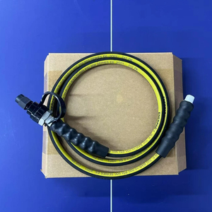 ENERPAC HC9206 6 pieds. Tuyau hydraulique en caoutchouc haute résistance de 0,25 po. Diamètre intérieur - Product Image 1