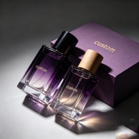 Vente en gros de flacons de parfum en verre transparents carrés de 50 ml, dégradé violet, avec couvercle en bois, emballage personnalisé de boîte cadeau de luxe