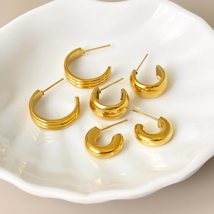 ต่างหูแบบติดหูทรงหนาเคลือบทอง 18k สำหรับผู้หญิง ทำจากทองแดง - Product Image 2