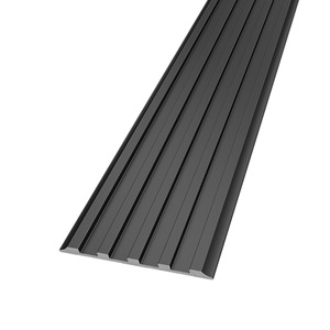 Bandes antidérapantes au design moderne Bandes en alliage d'aluminium <span class=keywords><strong>de</strong></span> qualité supérieure en métal incliné pour escaliers Panneaux <span class=keywords><strong>sandwich</strong></span> - Product Image 1