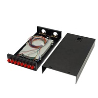 Boîtier de terminaison fibre optique 8 ports FC/UPC monomode FTTH mural avec pigtail préinstallé en acier