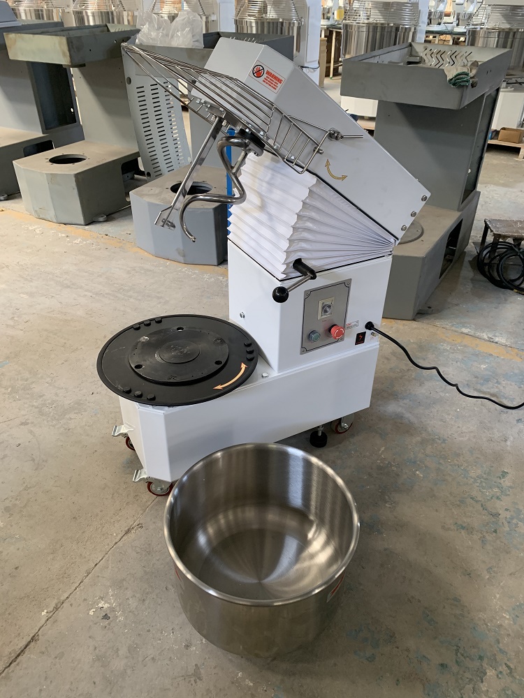 Máy Trộn Bột Nhào Xoắn Ốc Bánh Mì Bằng Thép Không Gỉ Dùng Điện Công Nghiệp Có Thể Tháo Rời 12Kg