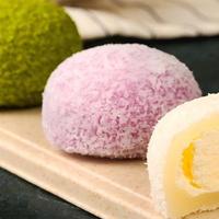 Daifuku glacé à la mangue et à la noix de coco, mochi fourré à la crème de fruits tropicaux