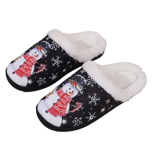 Pantoufles en peluche de haute qualité pour l'hiver, le printemps et l'automne, pantoufles chaudes, mignonnes et amusantes en coton, pour la maison, pour hommes et femmes - Product Image 1