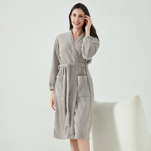 Mejor Venta De terciopelo Coral de lujo Yukata pijamas gruesos de manga larga hasta la rodilla Toalla de baño para hombres mujeres verano franela adulto - Product Image 3