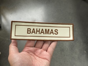 Etiquetas Tejidas Rectangulares Ecológicas Personalizadas al por Mayor, Sin Pedido Mínimo, Muestra Gratuita, con Pliegue Central y Borde Cosido - Product Image 2