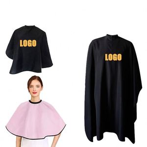 Capa de Barbero de Alta Calidad con Diseño Personalizado, Logotipo Personalizado, Bata de Salón para Cortar el Cabello, Cuello Ajustable, Precio Accesible, Hecha de Poliéster Duradero - Product Image 5