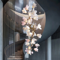 Grand lustre en cristal personnalisé pour les hôtels Lampe suspendue d'éclairage floral télécommandée
