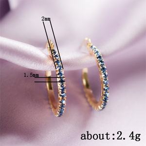 Orecchini a Perno con Cristalli Incastonati per Donne, Accessori di Moda Minimalisti per Uso Quotidiano - Product Image 3
