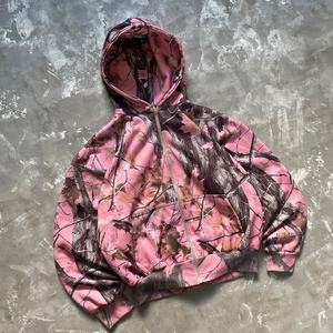 ผู้ผลิตคุณภาพสูง เสื้อผ้าสตรีทแวร์ลายพรางต้นไม้สีชมพู วินเทจ ผ้าถัก 400GSM ระบายอากาศได้ดี ผลิตตามสั่ง ผ้าฝ้าย 100% พิมพ์ลายทั้งตัว ซิปหน้า สำหรับผู้ชาย - Product Image 3