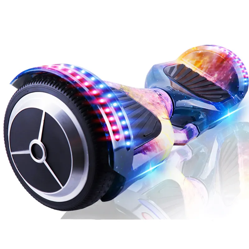 नई डिजाइन Lisghts बच्चों को वयस्कों के लिए इलेक्ट्रिक स्कूटर संतुलन कार Hoverboards का नेतृत्व किया