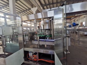 Máquina Llenadora de Botellas de Plástico para Agua Pura y Bebidas, Automática, Eléctrica, Digital, de Alta Productividad, Ahorro de Energía, 30 <span class=keywords><strong>Bpm</strong></span>, con Pistón y PLC - Product Image 6